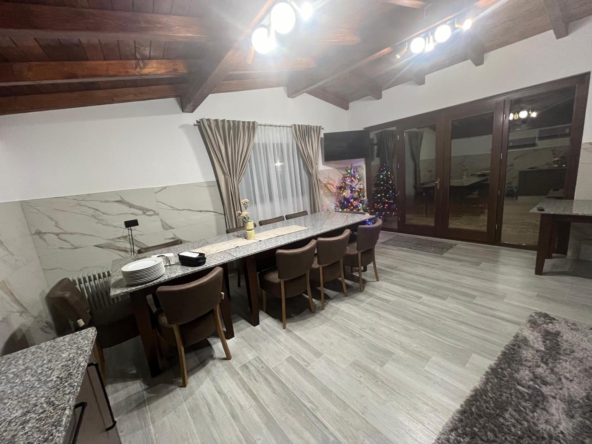 Villa Mery 모이세이 외부 사진